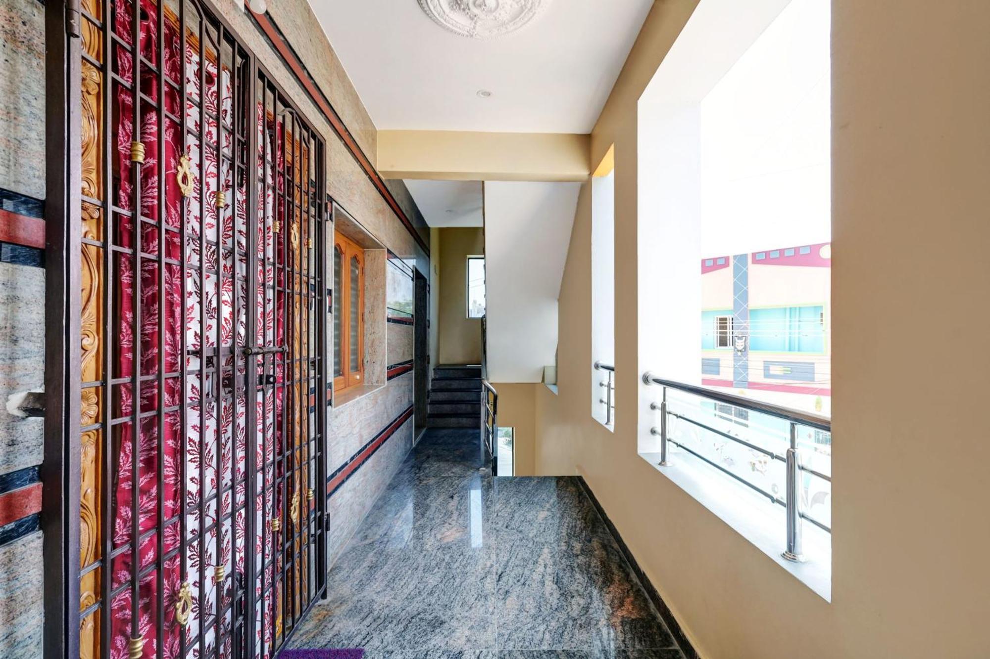 Sri Sakthi Home Stay - Beyond The Expectations- 10 To 15 Minutes Drive From Railway Station And Bus Station Tirupati Exteriér fotografie